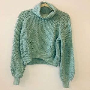 Turtleneck cropped sweater